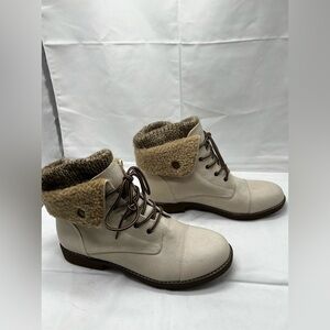 Cliffs By White Mountain Duena Boots Womens Size 11 White Brown Lace Up (SB1)